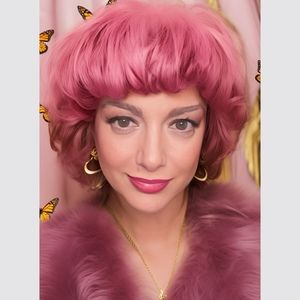 Meet your Posher, Vanessa